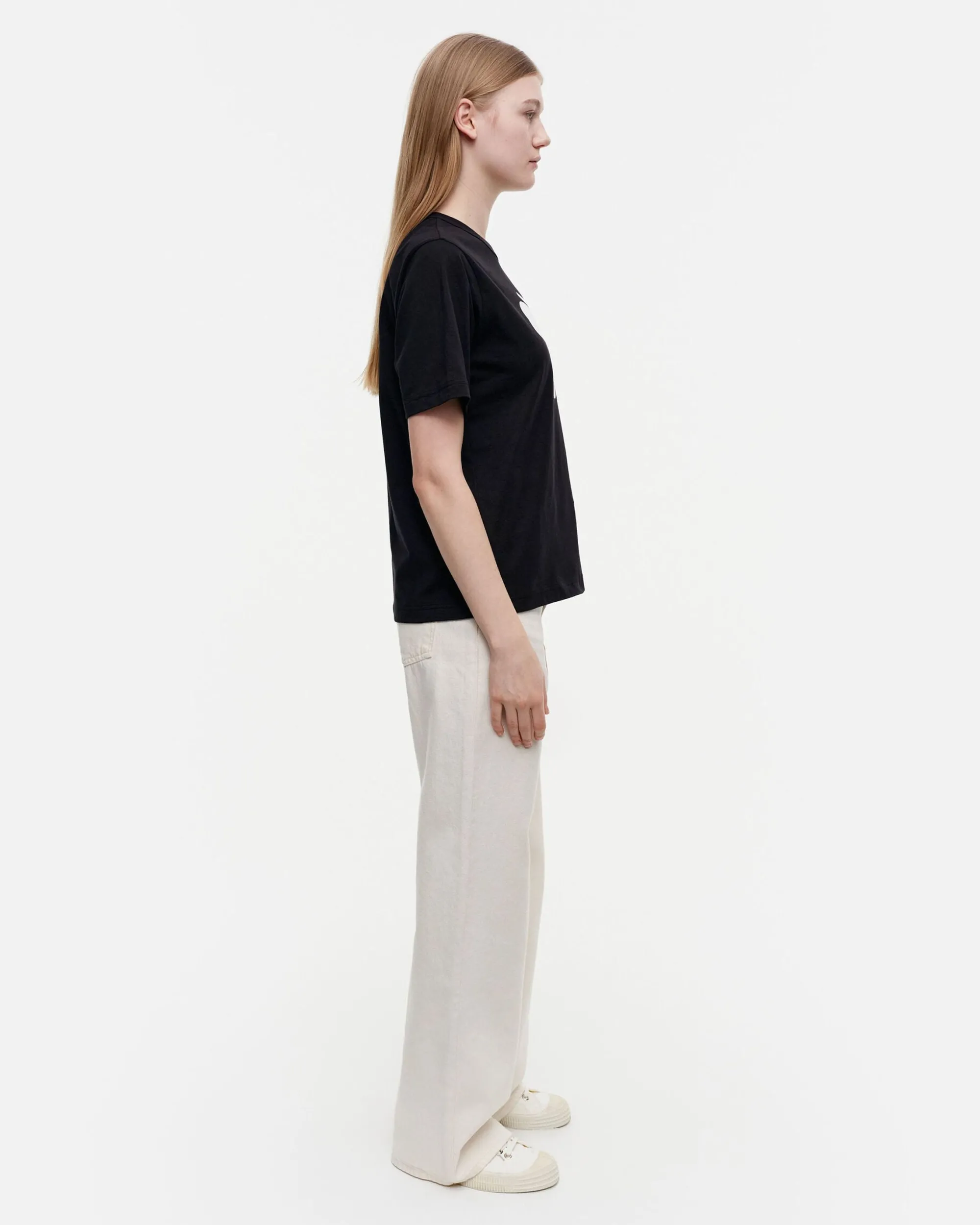 Marimekko Paidat Ja Tunikat>Erna Relaxed Unikko Placement T-Paita